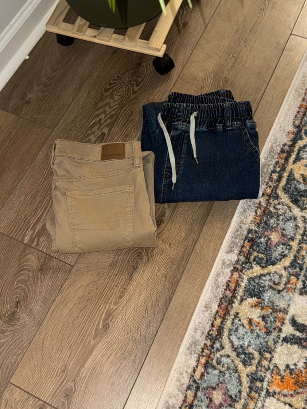 American Eagle Outfitters Tan Slim Casual Pants